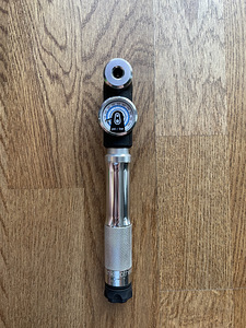 CrankBrothers Minipump with Gauge (1 foto / 1)