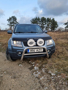 Suzuki Grand Vitara (4 foto / 4)