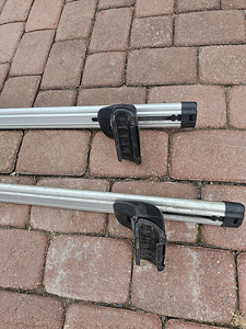 Thule katuseraamid Opel Insignia (2008–2017) (7 foto / 10)