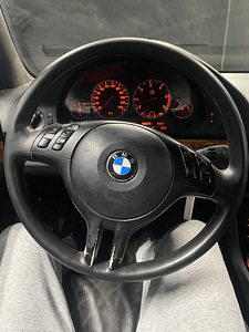 M:V BMW 530d (2 фото из 15)