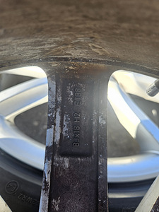 Audi veljed r18 5x112 (6 foto / 10)