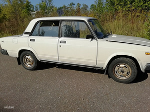 Lada VAZ-2107 (3 foto / 7)