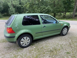 Volkswagen Golf 1.4 55kW (1 foto / 12)