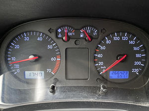 Volkswagen Golf 1.4 55kW (10 foto / 12)