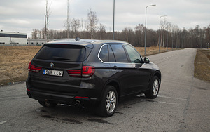 BMW x5 3.0 r6 190kw (6 foto / 7)