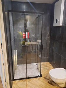 Ремонт квартир (8 фото из 10)