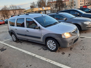 Продам Logan Dacia (1 фото из 5)