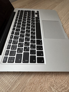 Apple Macbook Pro 13 (3 foto / 10)