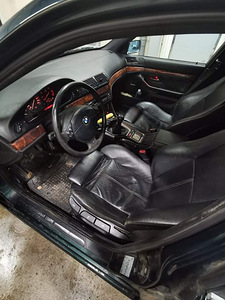 Продажа BMW E39, 528 БЕНЗИН РУЧНАЯ (2 фото из 8)