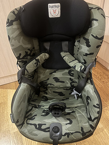 Детское авто кресло (2 фото из 7)