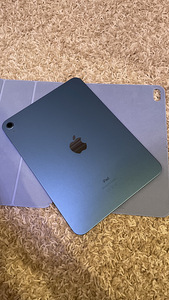 Apple iPad 10 2022, Wi-Fi, 256 ГБ, синий - Планше (2 фото из 3)