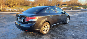 Toyota Avensis 2.0 112kW (4 foto / 10)