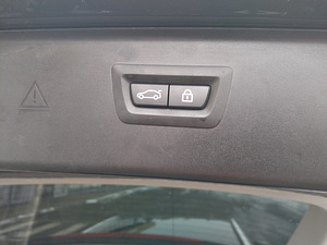 BMW 535 Touring 3.0 R6 TDI 220kW (9 foto / 12)