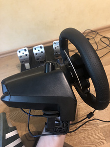 Logitech G29 (5 foto / 5)