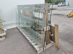 Karastatud klaas (4 foto / 4)