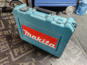 Makita (3 foto / 3)