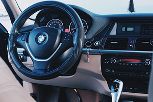 BMW X5 3.0si 200kW, 2008 (4 foto / 8)