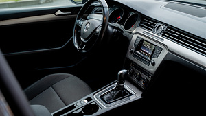 AUTORENT TALLINNAS VW PASSAT SEDAAN (4 foto / 6)