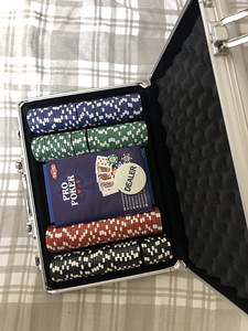 Pokkerimängu komplekt! (3 foto / 4)