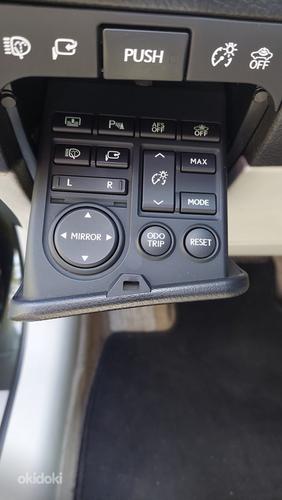 Lexus GS450H 2011 254 кВт (фото #7)