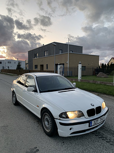 BMW E46 2.2 125KW мануал (1 фото из 10)