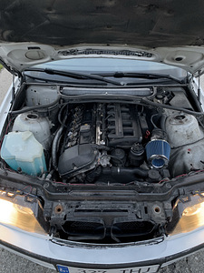 BMW E46 2.2 125KW мануал (10 фото из 10)