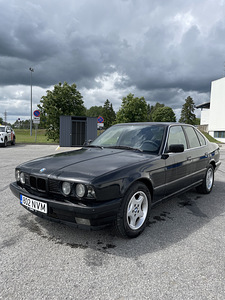 BMW E34 2.0 110KW 1990 (1 фото из 11)