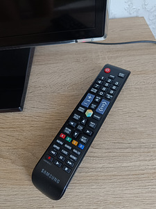 Teler SAMSUNG Smart TV - 32" (2 foto / 8)