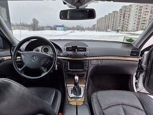 Mercedes e280 2007 4matic (8 foto / 10)