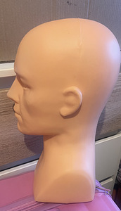 Mannekeeni "pea" mütside jaoks, pesapallimütsid, parukad, helikõrvaklapid (2 foto / 2)