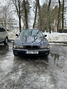 BMW 523i e39 manu 125 kw (1 foto / 4)