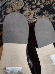 Michael Kors täisnahast poolsaapad! (2 foto / 5)
