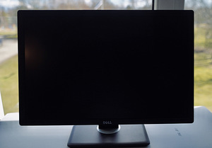 Dell 24 tolli ekraan (2 foto / 2)