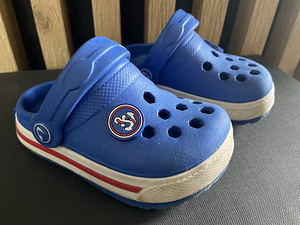 Кроксы детские (3 фото из 3)