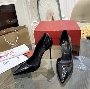 Louboutin kingad (1 foto / 3)