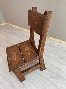 Ainulaadne söögitoa mööbli komplekt (3 foto / 10)