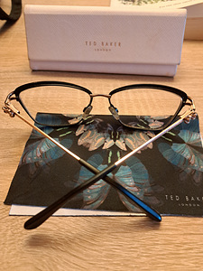 Ted Baker prilliraamid (3 foto / 9)