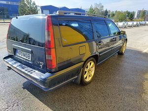 Volvo v70 (4 фото из 6)