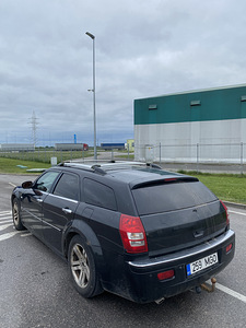 Chrysler 300c 3.0d (3 foto / 4)