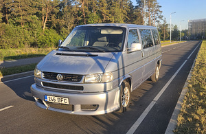 VOLKSWAGEN CARAVELLE (2 foto / 8)