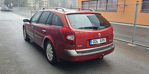 RENAULT LAGUNA (4 фото из 9)