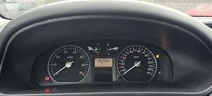 RENAULT LAGUNA (9 фото из 9)