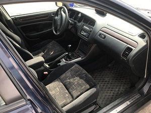 Honda Accord 1999 (6 foto / 11)