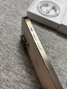 iPhone 14 Pro 512 Гб (4 фото из 5)