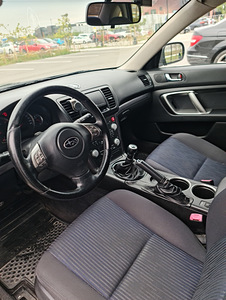 Subaru legacy b4 2008 (4 foto / 6)