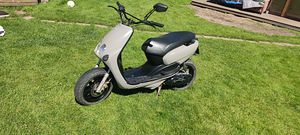 Yamaha neos (4 фото из 8)