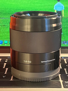 Sony E 50mm f/1.8 OSS (3 foto / 3)