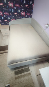 Voodi 120/200 cm öökapiga. Heas seisukorras.