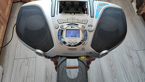 LG. Magnetofon, CD MP3, RAADIO. Pult.. (4 foto / 5)
