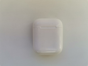 Airpods 2 2019 (2 фото из 8)